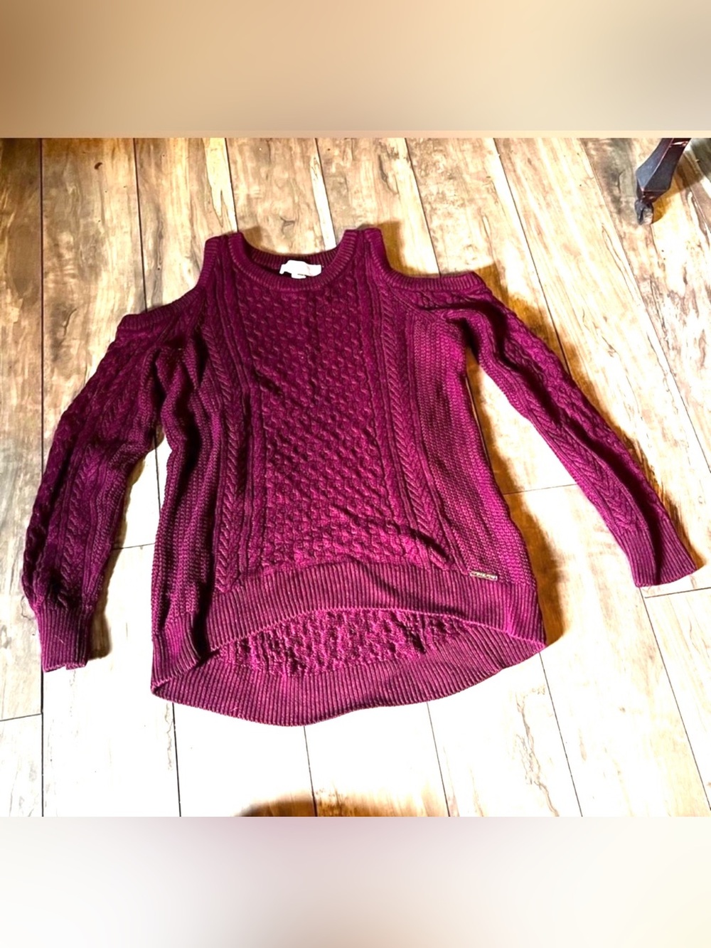 Michael Kors Cold-Shoulder Red Cable-Knit Sweater Size Medium